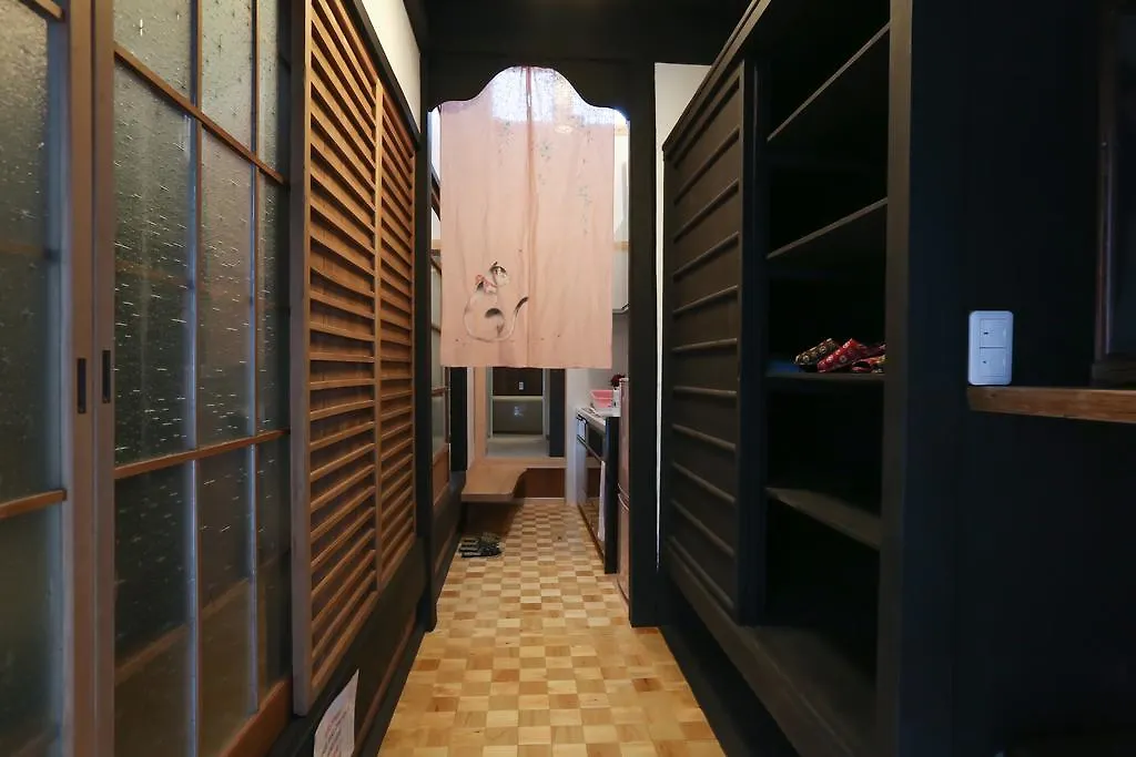 Holiday home Rakuya Karasumagojo Villa Kyoto Japan